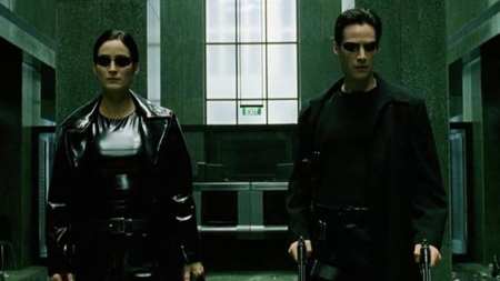 Keanu and Carrie-Anne Moss in The Matrix.